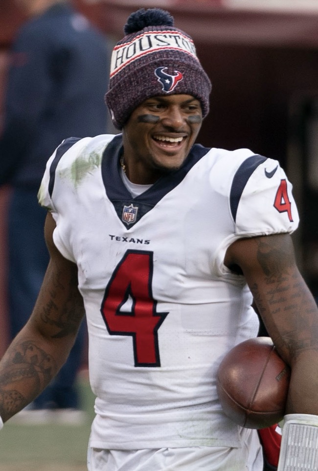 Deshuan Watson, 2018, By Keith Allison from Hanover, MD, USA - Deshaun Watson, CC BY-SA 2.0, https://commons.wikimedia.org/w/index.php?curid=74518322